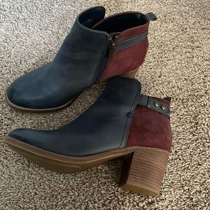Sperry Zip Ankle Bootie “Ambrose” - Size 7.5